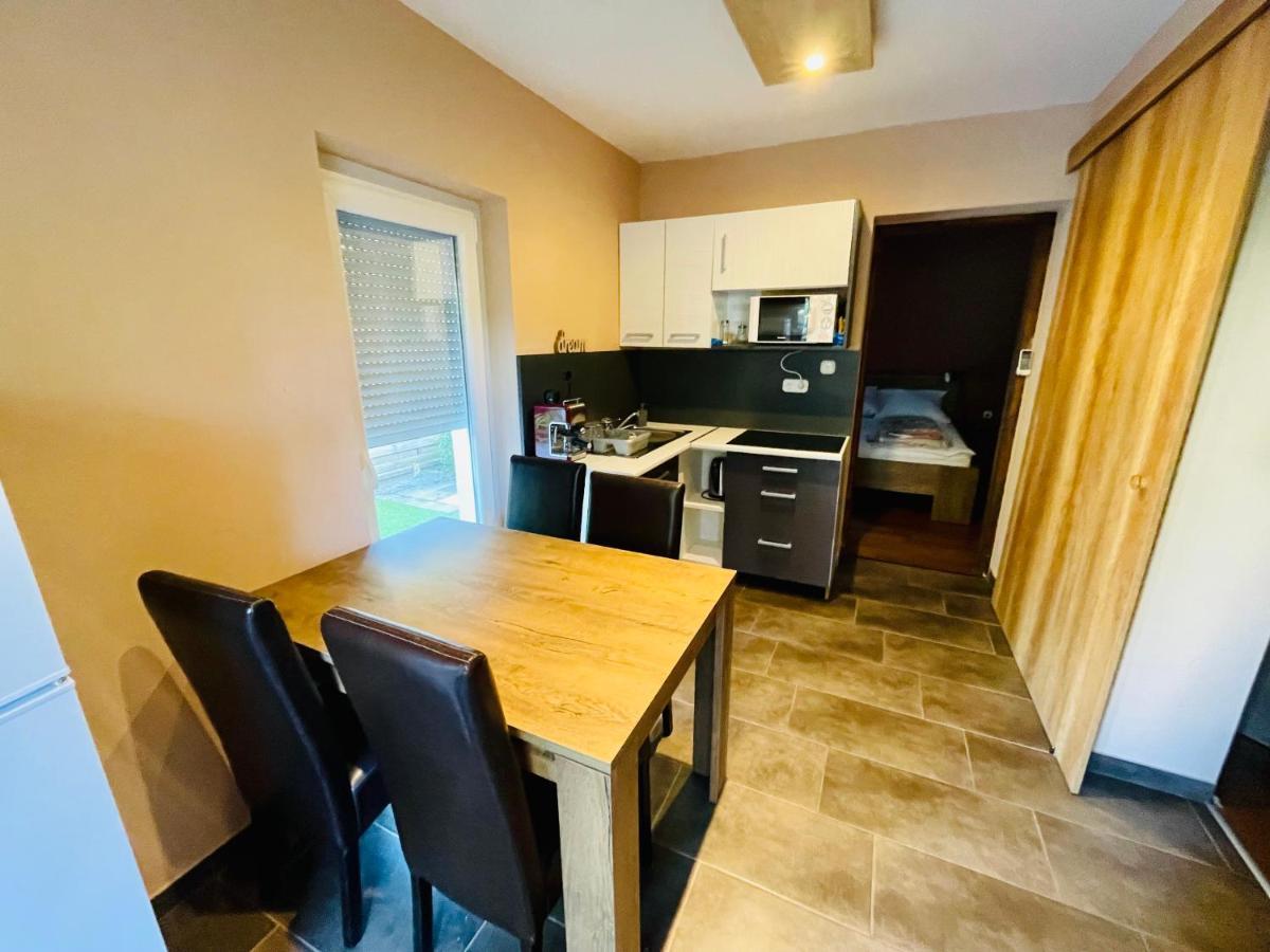 Happy Home Apartman Siofok Bagian luar foto