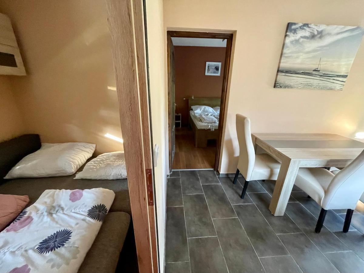Happy Home Apartman Siofok Bagian luar foto